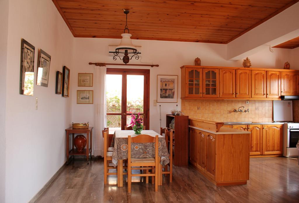 הוילה Stavrós Theros Beach House מראה חיצוני תמונה
