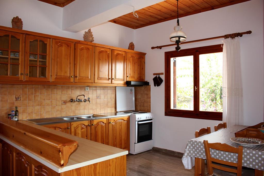 הוילה Stavrós Theros Beach House מראה חיצוני תמונה
